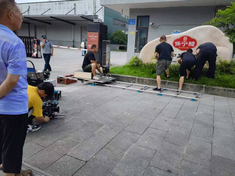 凉山广告片拍摄公司核心优势：全流程服务，让品牌广告片省心更出彩